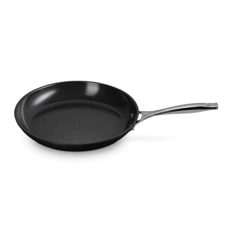 Le Creuset Non-Stick Ceramic Frying Pan 30cm image number 0